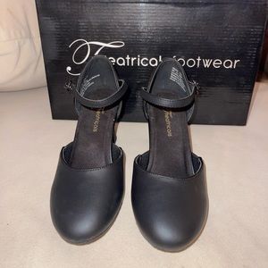 Theatricals Footwear - Black EZ Flex Tap Shoe